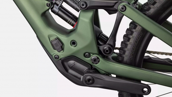 98025 30 KENEVO SL EXPERT CARBON UL CYPRMET CSTLLC D5 MOTOR