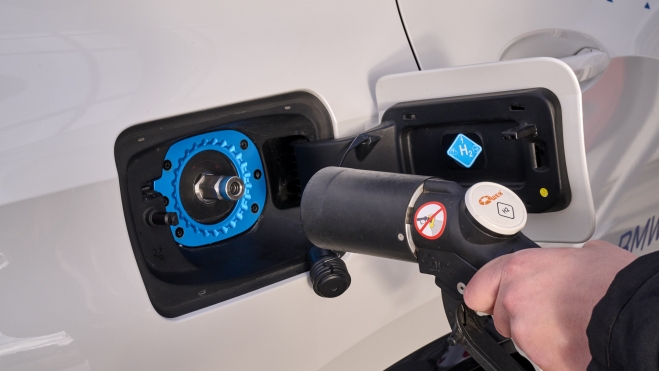 BMW iX5 Hydrogen (3) BMW iX5 Hydrogen (3)