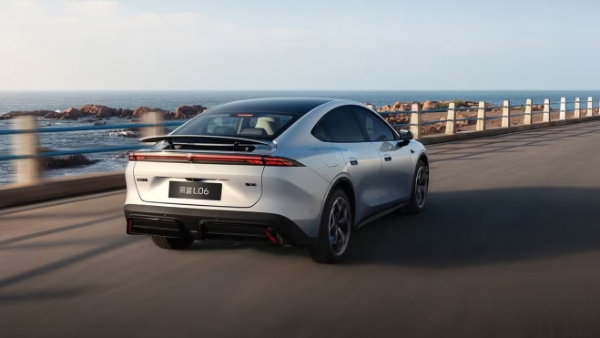 Changan Deepal L06 Trasera