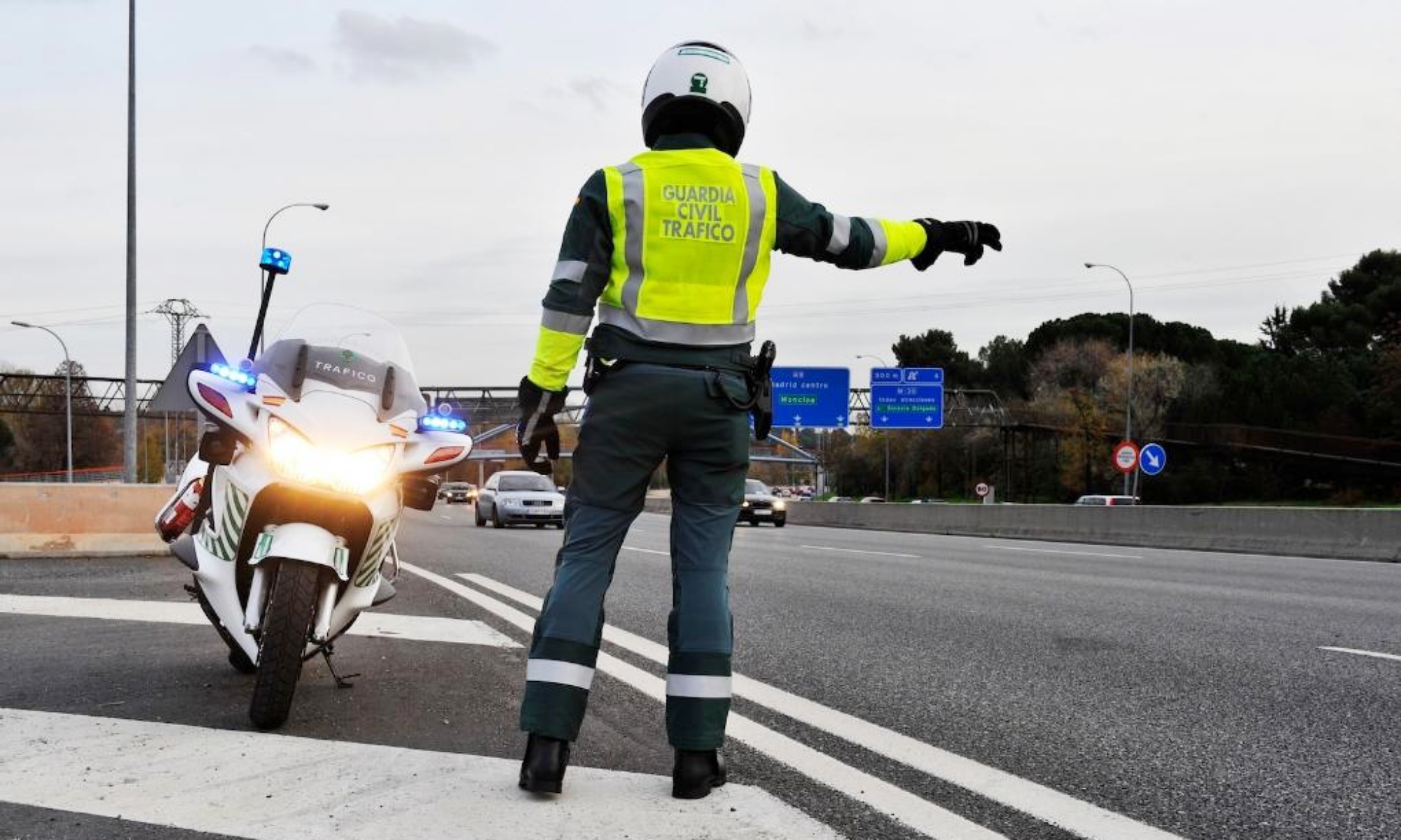 La Guardia Civil de Tráfico considera que el triángulo es fundamental en muchas situaciones.