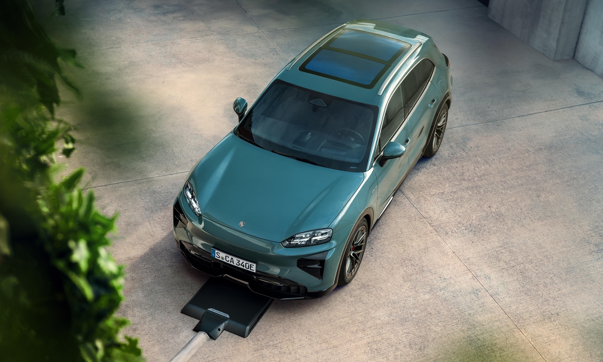 Tras más de 20 años en el mercado, el Cayenne estrena su primera generación eléctrica.