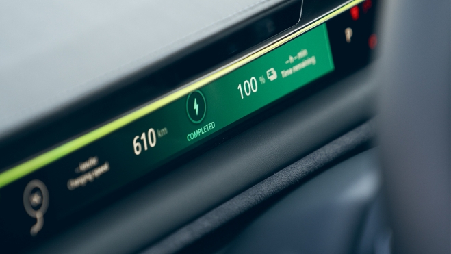 Lotus Emeya Instrumentación