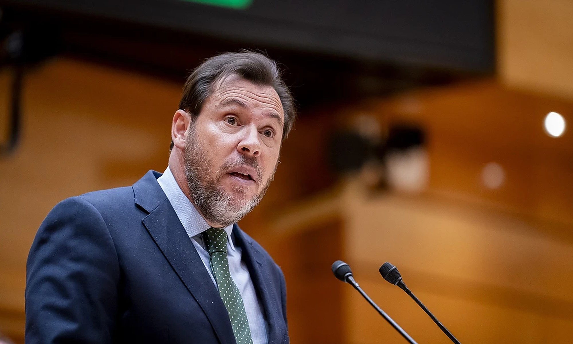 oscar puente fondo naranja 2000x1200 optimizada