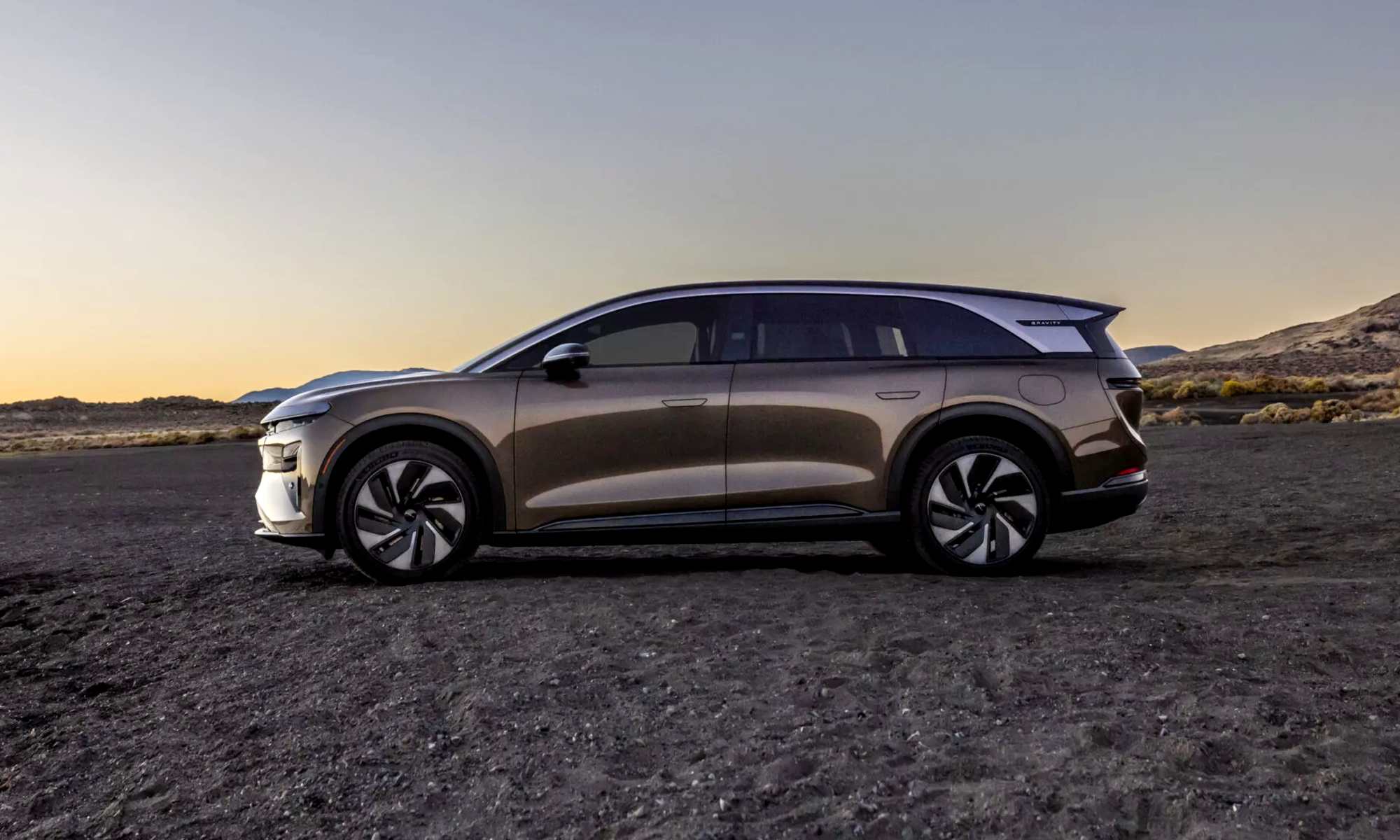 Lucid Gravity Touring