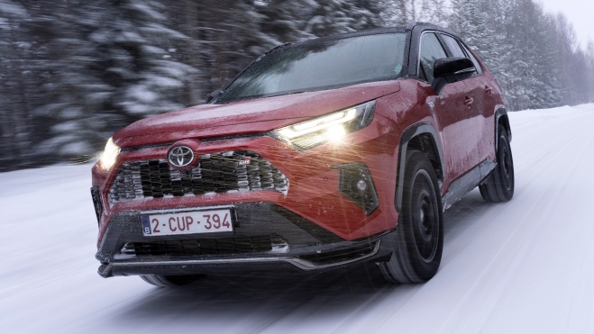 Toyota RAV4 PHEV Delantera Toyota RAV4 PHEV Delantera