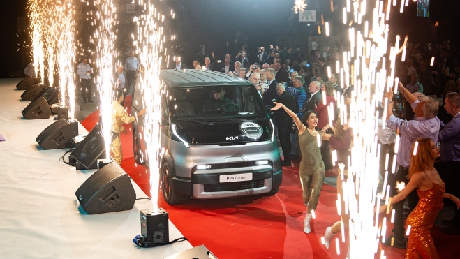 KIA mejor eléctrico mundo categoría récord 693 km autonomía (2) KIA mejor eléctrico mundo categoría récord 693 km autonomía (2)