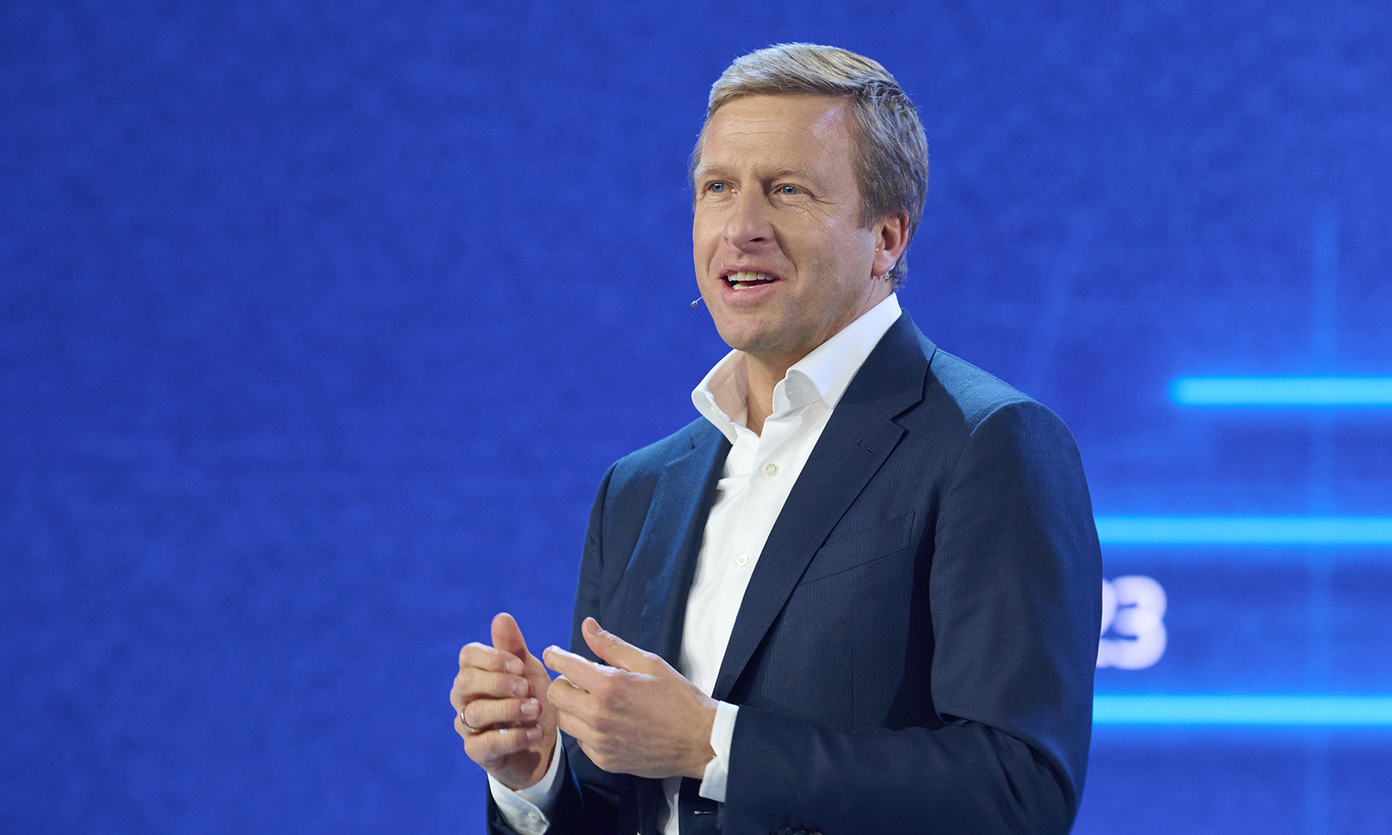 Oliver Zipse, CEO de BMW, ha vuelto a incidir en que abandonar los motores de combustión sería un error.