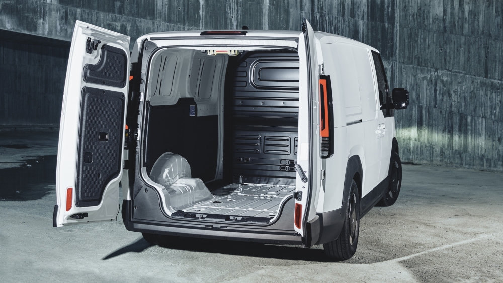 KIA PV5 Desde 18.397 € 416 km de autonomía, bueno como coches, es monovolumen o furgoneta (33) KIA PV5 Desde 18.397 € 416 km de autonomía, bueno como coches, es monovolumen o furgoneta (33)