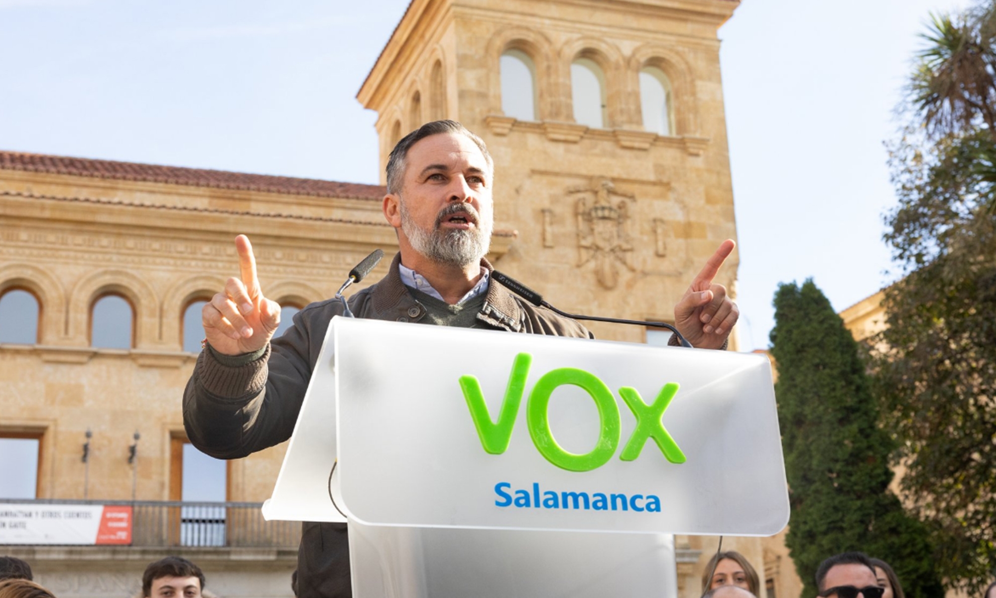 vox santiago abascal contra baliza v16 dgt