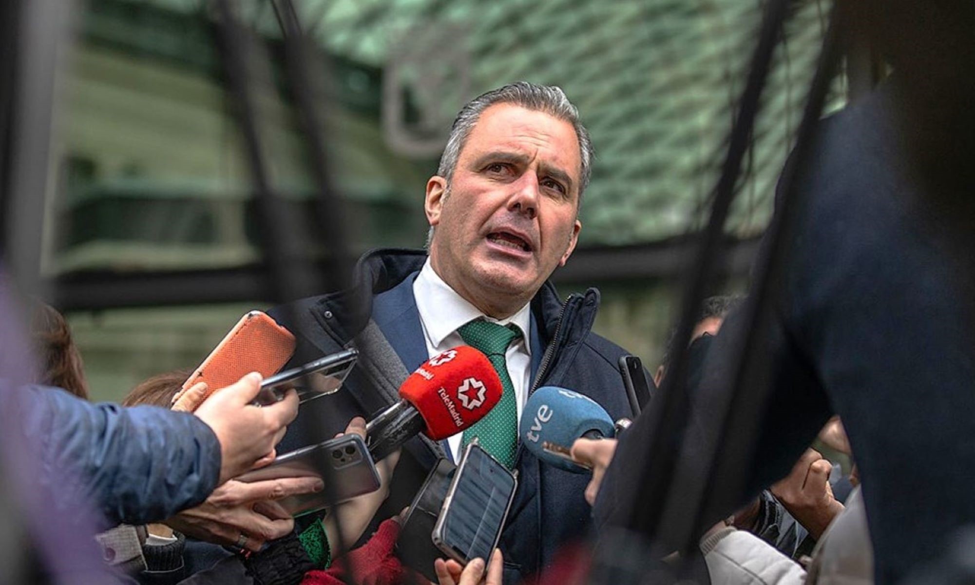 Javier García Smith ha prometido "derogar" las ZBE de Madrid si Vox llega a la alcaldía de Madrid.