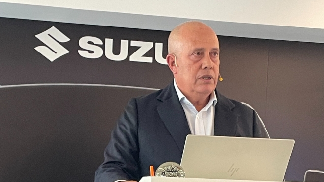 suzuki presidente 2000x1200