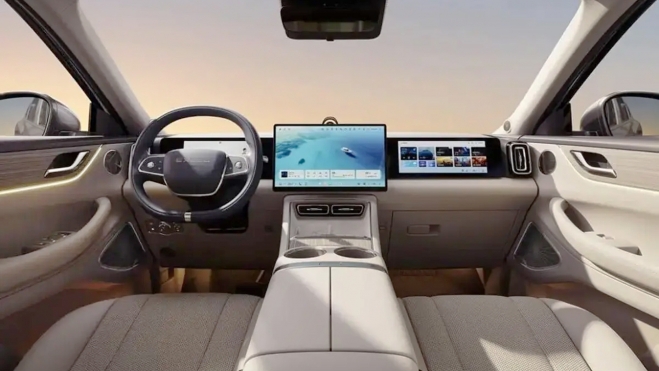 Exeed Exlantix MX 16.500 € 1.310 km de autonomía llegaráEspaña último SUV híbrido dueño de OMODA y JAECOO interior Exeed Exlantix MX 16.500 € 1.310 km de autonomía llegaráEspaña último SUV híbrido dueño de OMODA y JAECOO interior