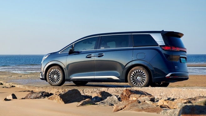 Denza D9 Trasera Denza D9 Trasera