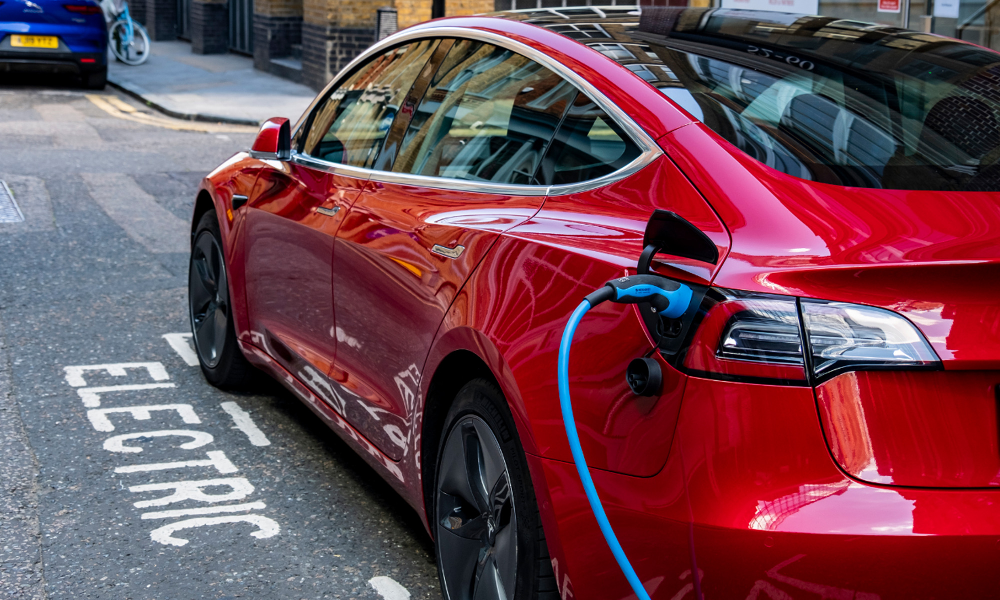 coches electricos menos radiacion electromagnetica vehiculos gasolina estudio 1