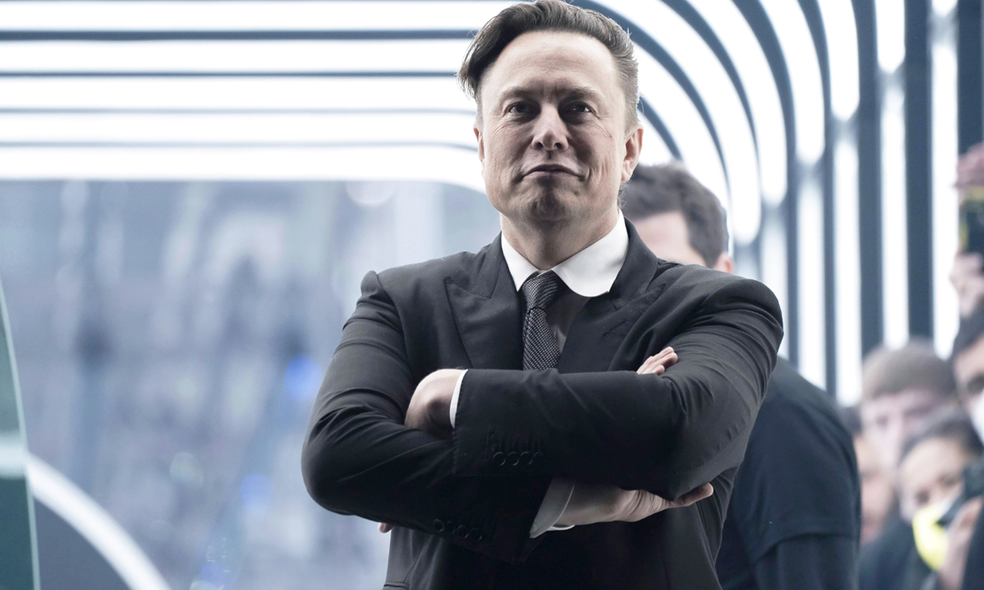 elon musk veta motos tesla experiencia cercana muerte 2