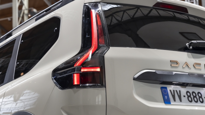 Dacia Jogger 2026 Precio España híbrido más barato Dacia 4,6 litros de gasolina (4) Dacia Jogger 2026 Precio España híbrido más barato Dacia 4,6 litros de gasolina (4)