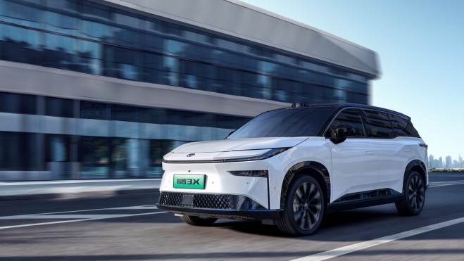 Toyota bZ3X Delantera