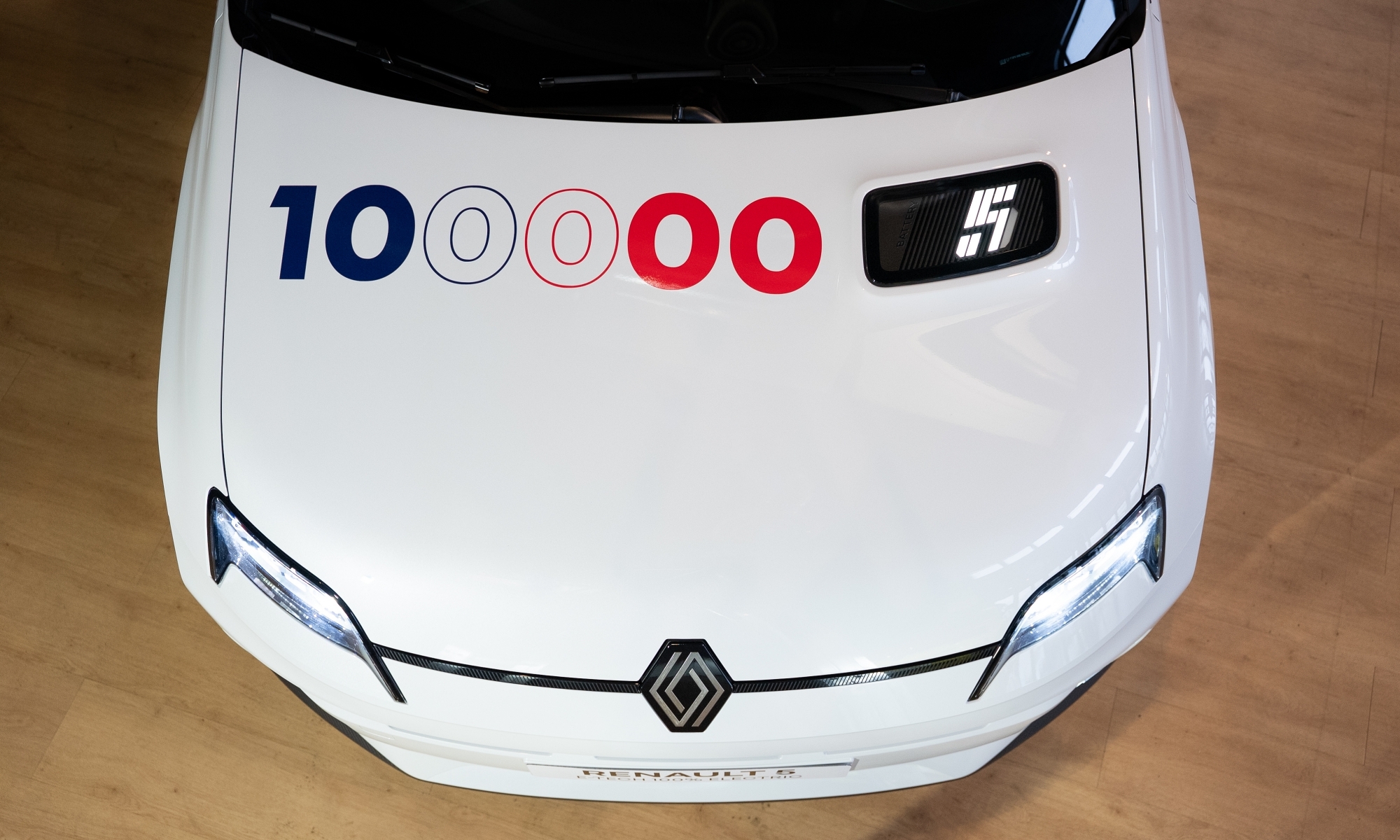 Francia celebra por todo lo alto la producción de la unidad 100.000 del Renault 5.