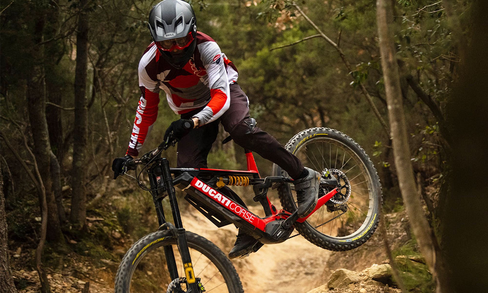 ducati nueva gama ebikes socio diamant 2