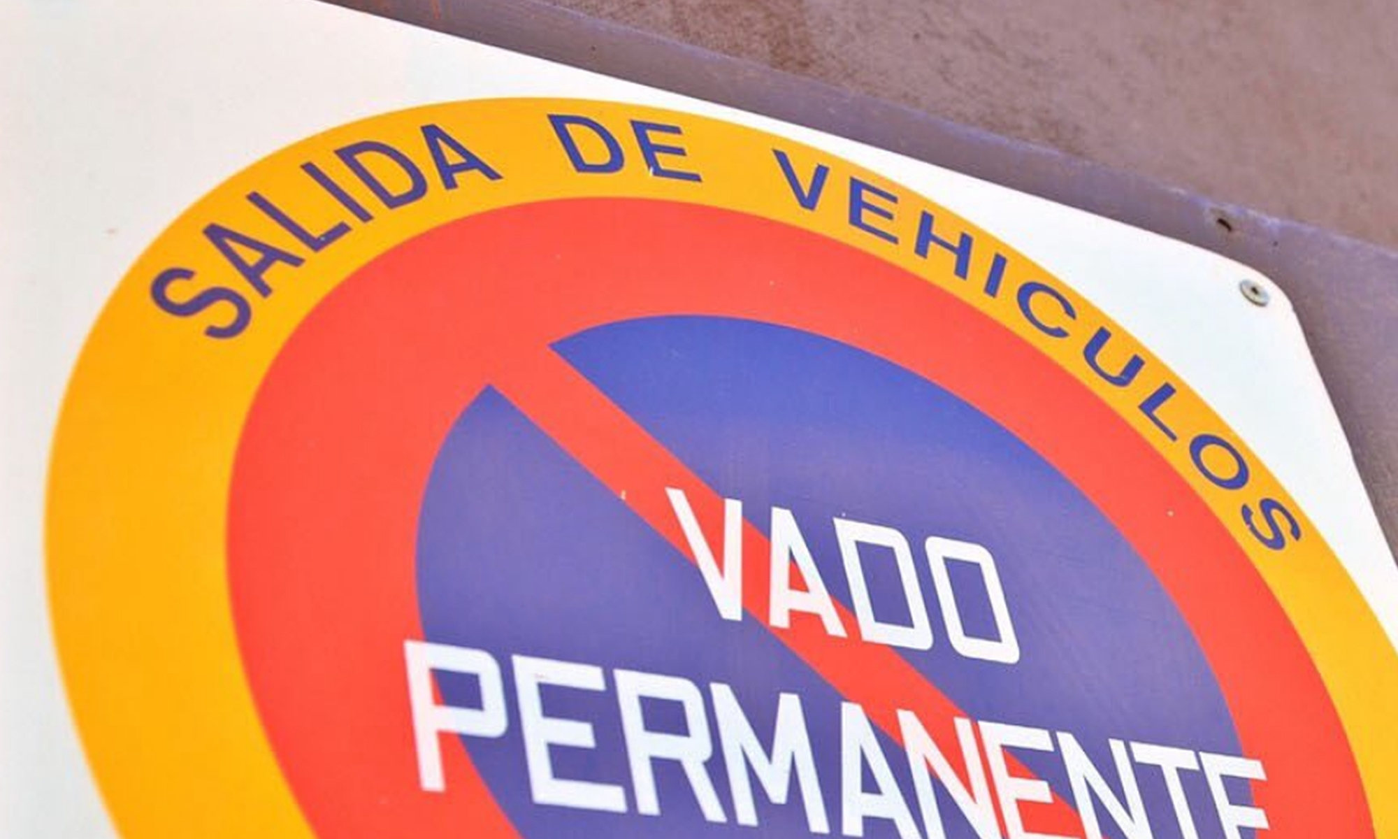 propietario vado no puede aparacar su plaza garaje multa