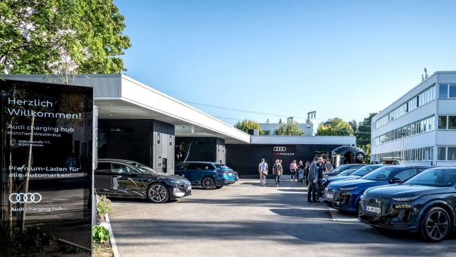 Audi hub 1 Audi hub 1