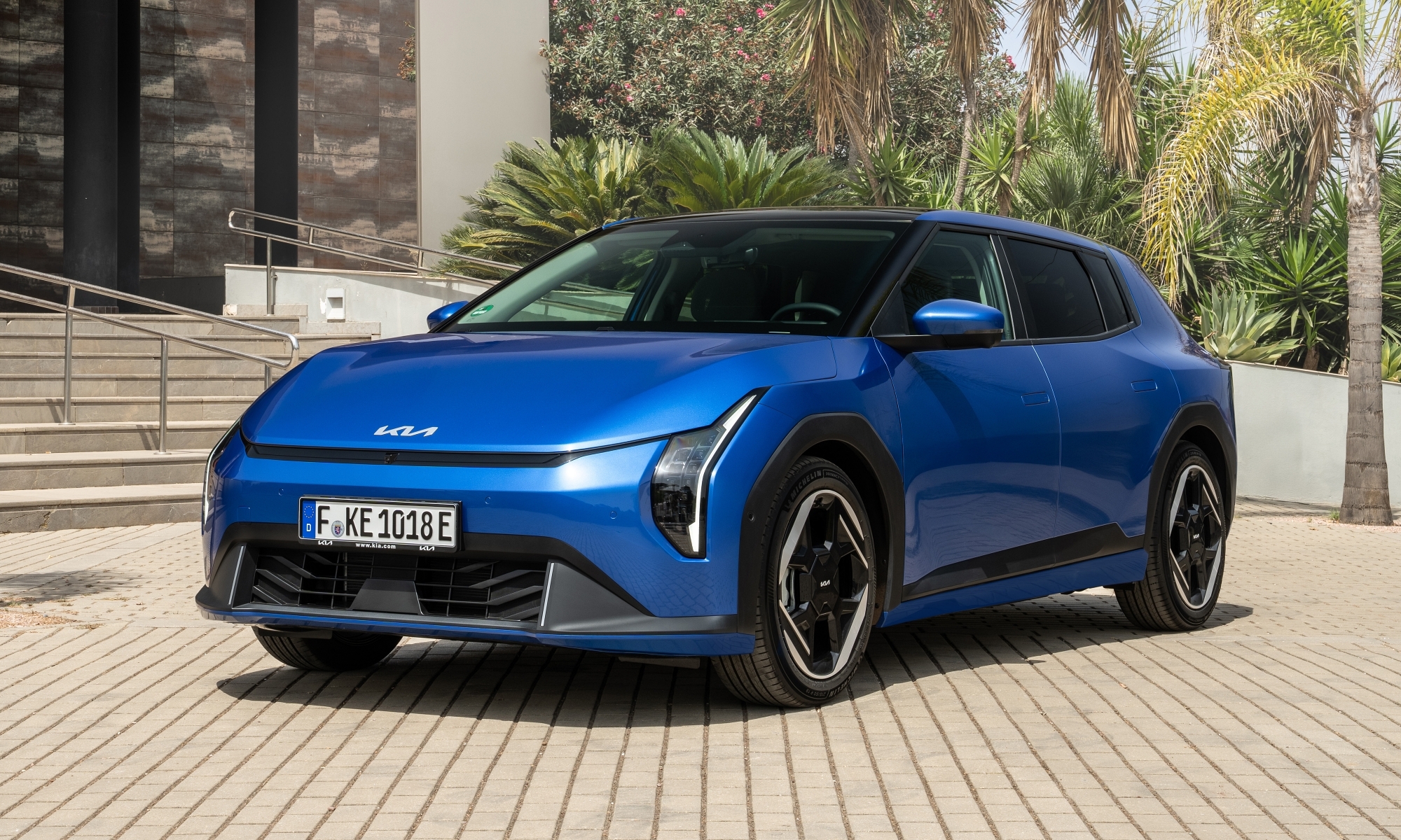 El EV4 aplica la nueva filosofía de diseño de KIA.