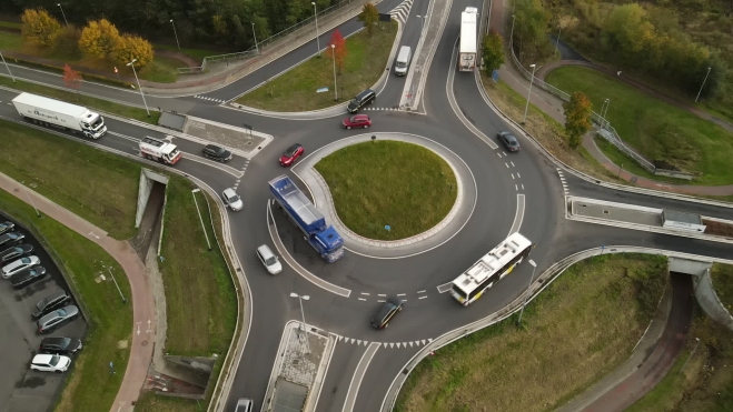 rotonda Guardia Civil multas 500 euros y 6 puntos por maniobra comun en rotondas (1) rotonda Guardia Civil multas 500 euros y 6 puntos por maniobra comun en rotondas (1)