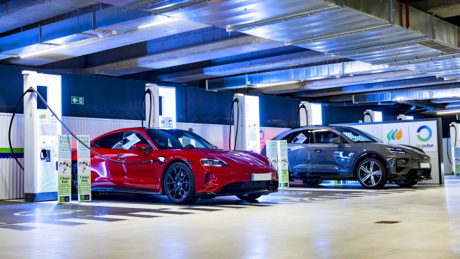 red recarga coches electricos iberdorla bp pulse 1