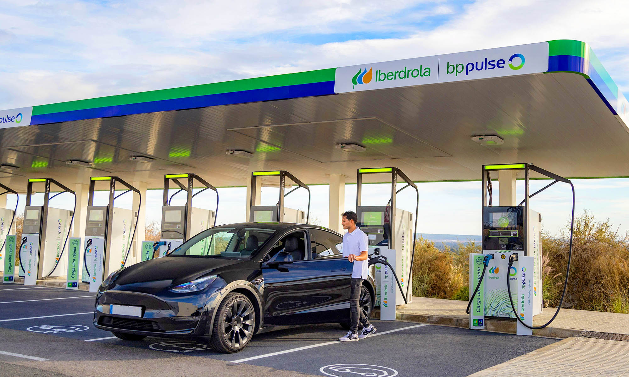 red recarga coches electricos iberdorla bp pulse 3