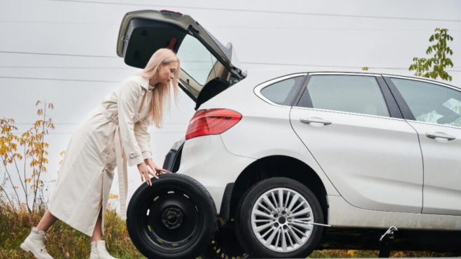 rueda de galleta Guardia Civil vigila maletero multa 200 euros rueda de recambio o ‘galleta’