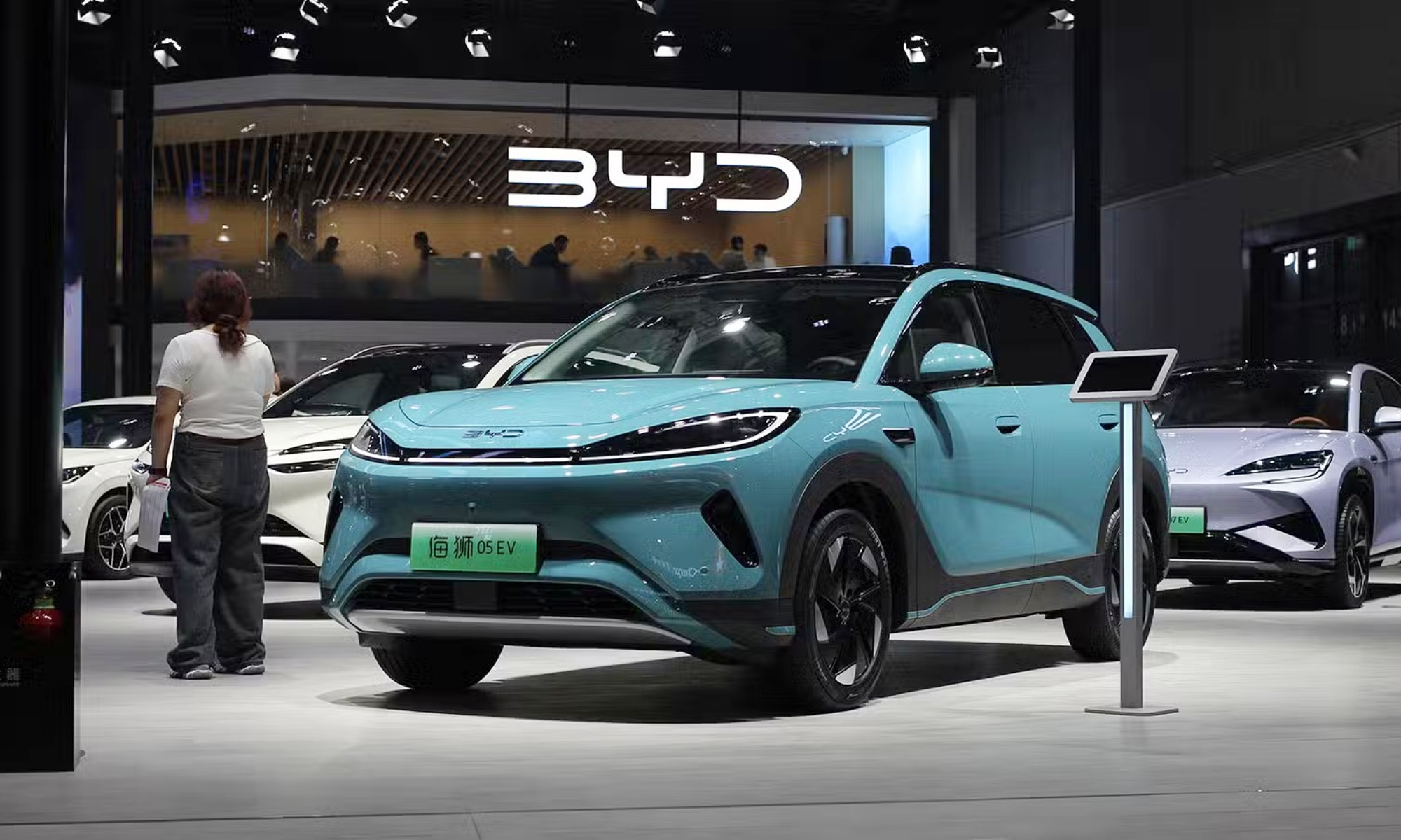 BYD casi supera a Tesla en ventas durante el pasado mes de noviembre.