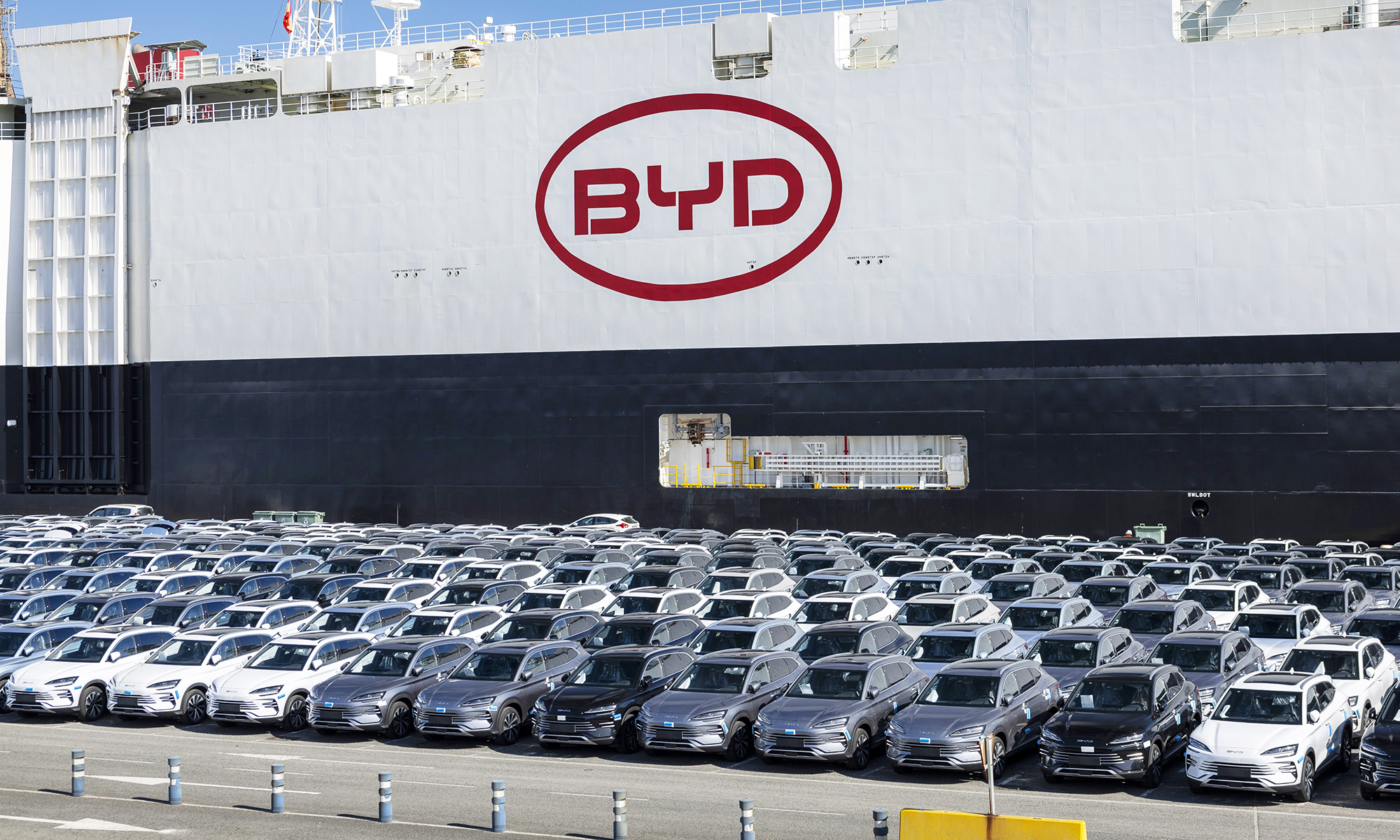BYD está a punto de lograr el millón de exportaciones en 2025.