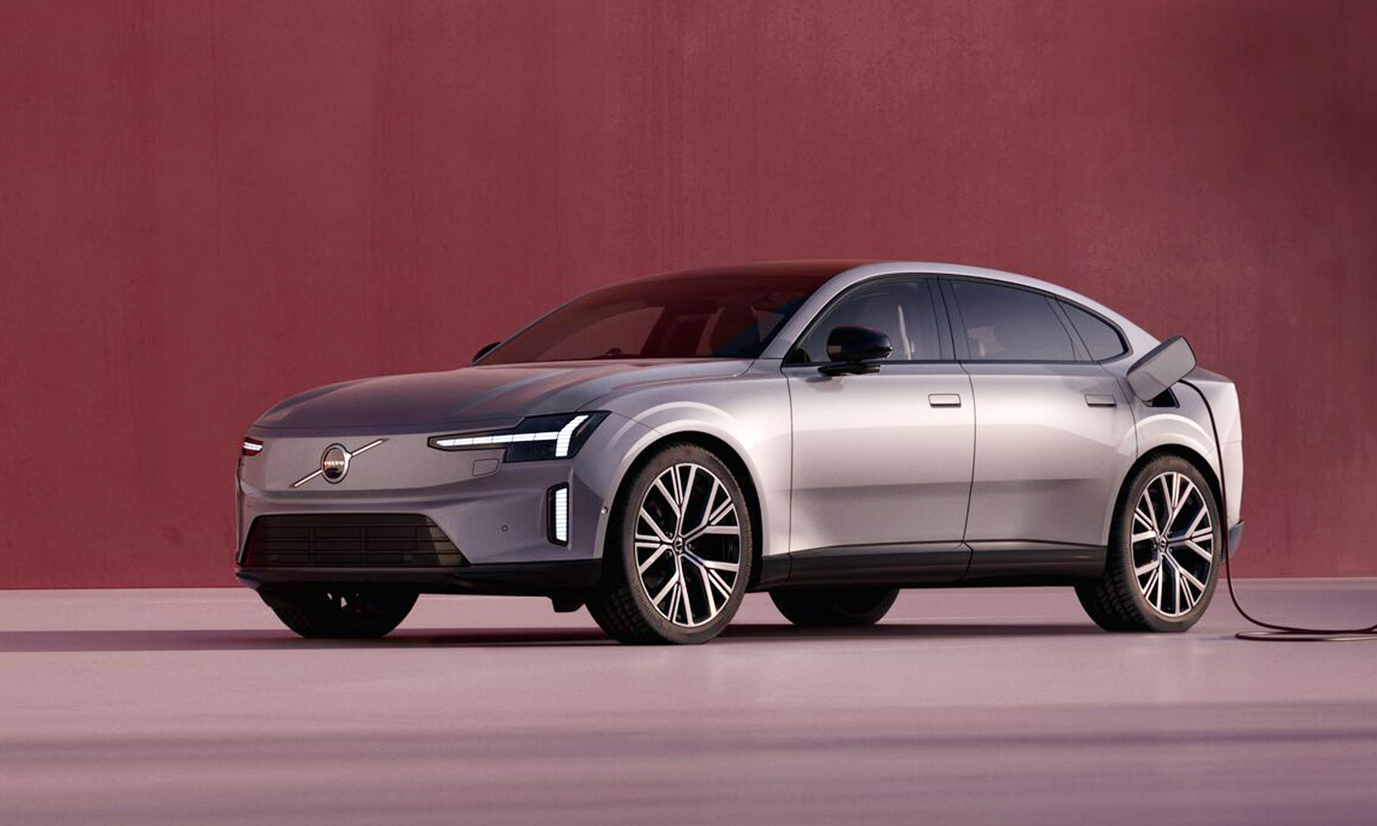 El Volvo ES90 ya está disponible para comprar en España.