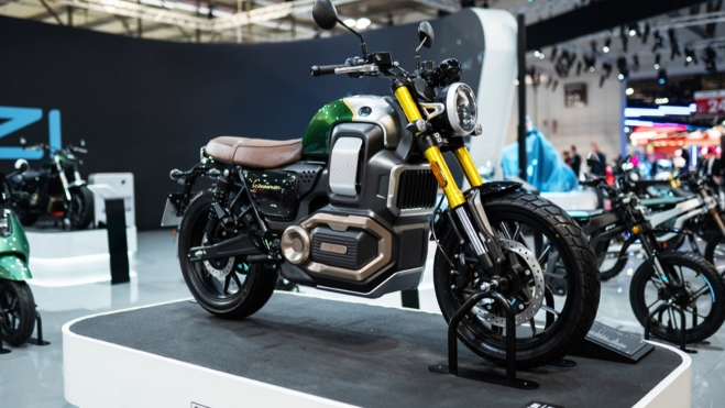 ezi hyperscram scrambler moto electrica keeway