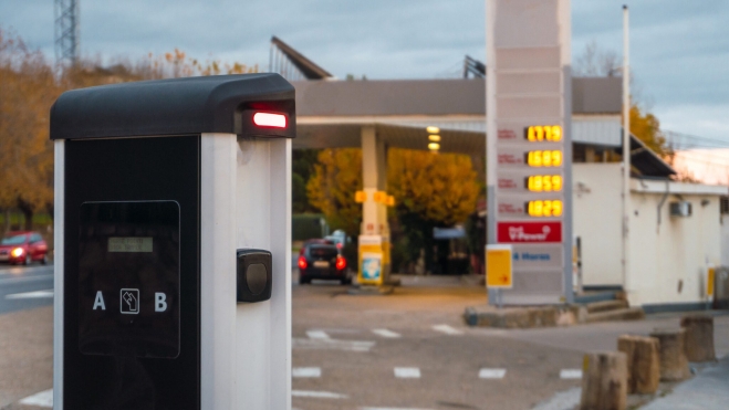 recarga gasolinera coches eléctricos dueños coches eléctricos recargan casa comida más sana 5