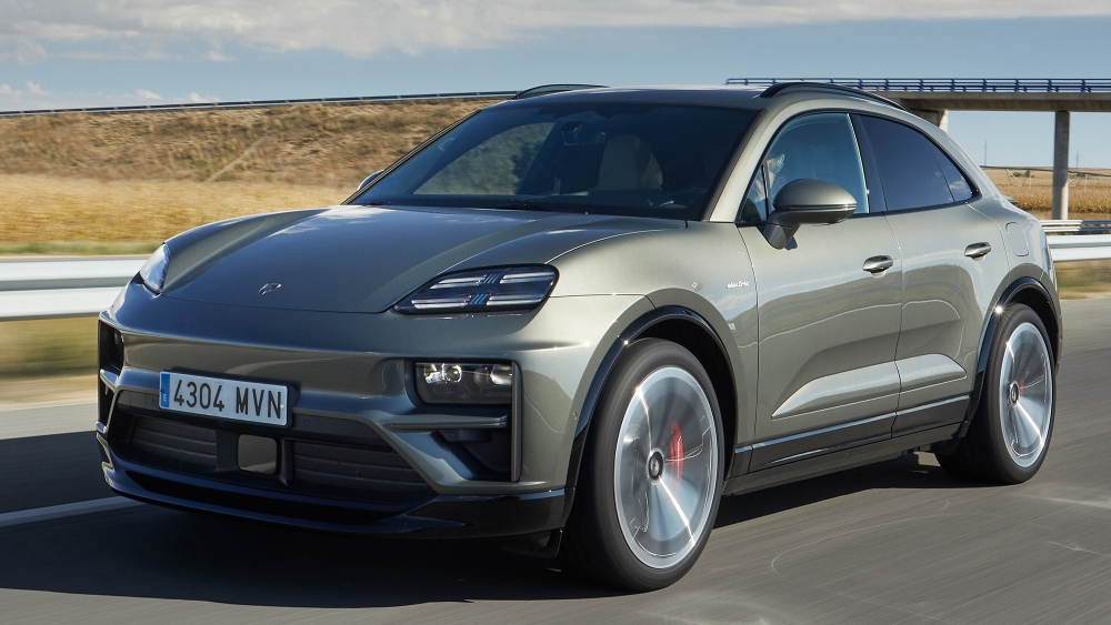 oliver blume ex ceo porsche error eliminar macan gasolina 1