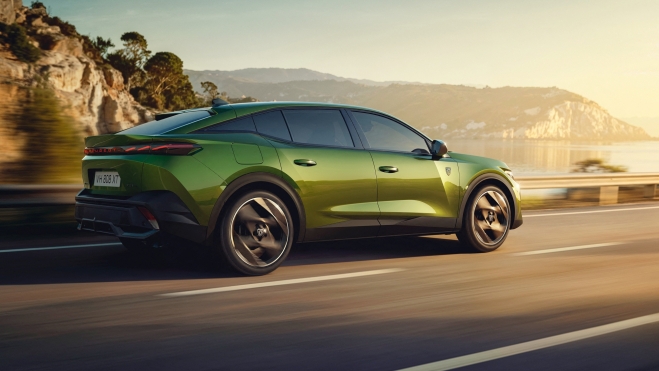 Peugeot 408 2026 Trasera