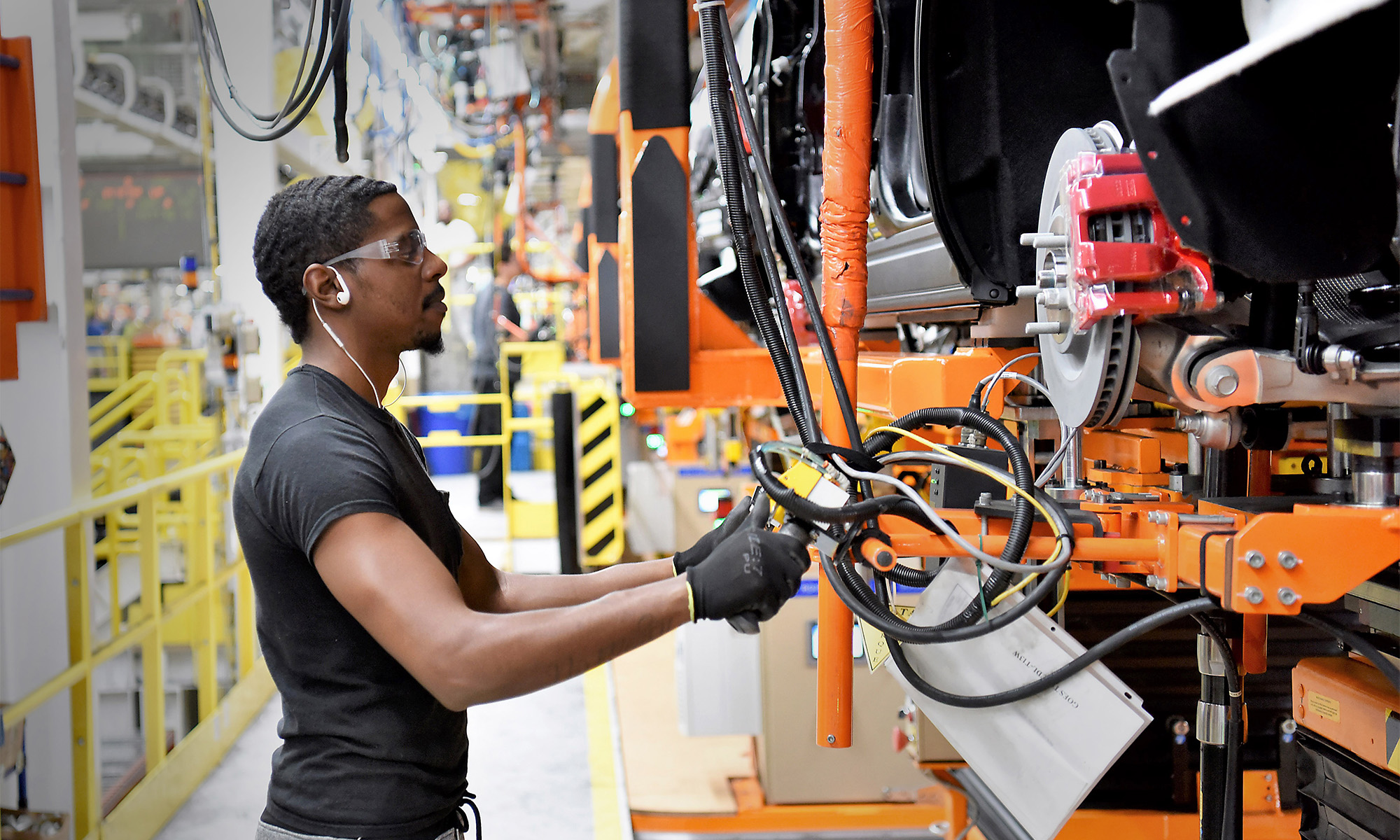 ford no encuentra mecanicos ingenieros sueltos altos 2