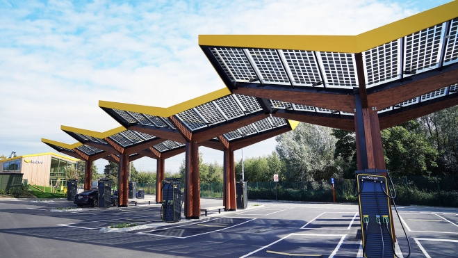 Fastned se declara como la red de recarga de coches eléctricos que más crece en Europa. Fastned se declara como la red de recarga de coches eléctricos que más crece en Europa.