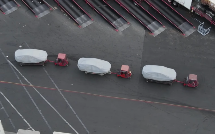  Los tres coches eléctricos de Tesla en cuestión. 