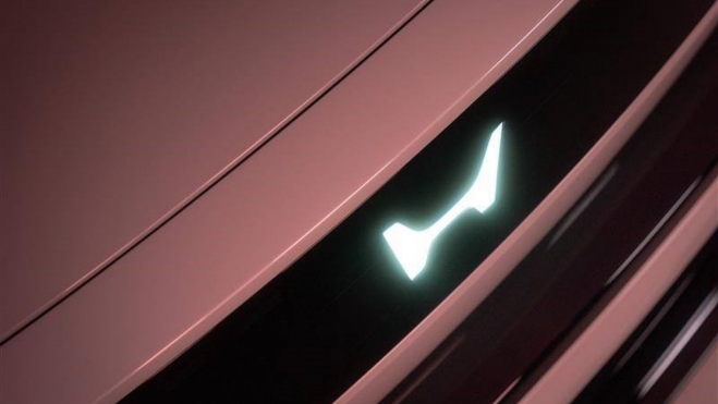 Honda rediseña su emblema como adelanto a su futuro electrificado.