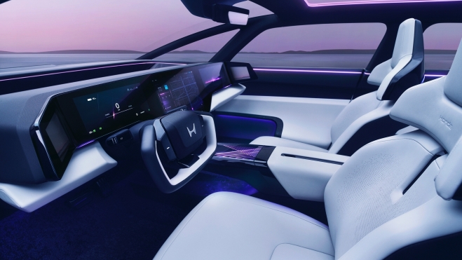 Honda 0 Saloon Interior