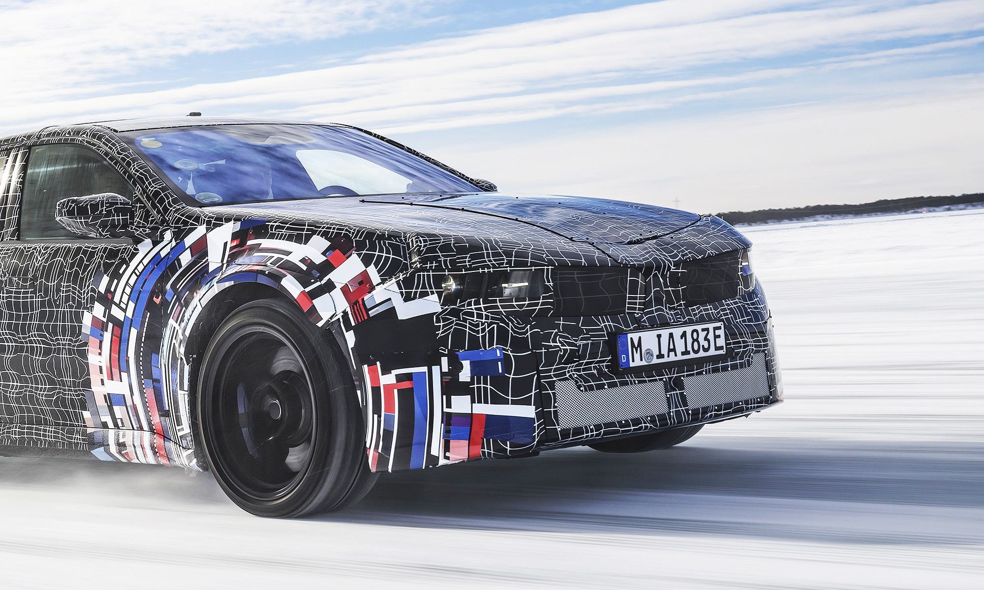 BMW prepara el desembarco de 8 nuevos coches eléctricos 'Neue Klasse'.