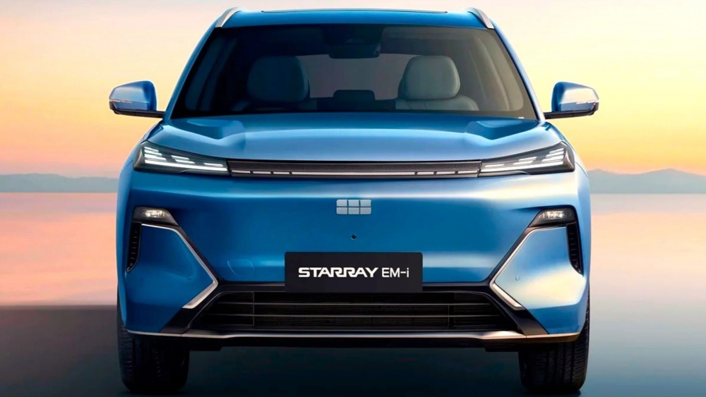 Geely Auto, la marca del grupo dueño de Volvo, aterrizará en España con dos modelos, uno de ellos un PHEV llamado Starray.