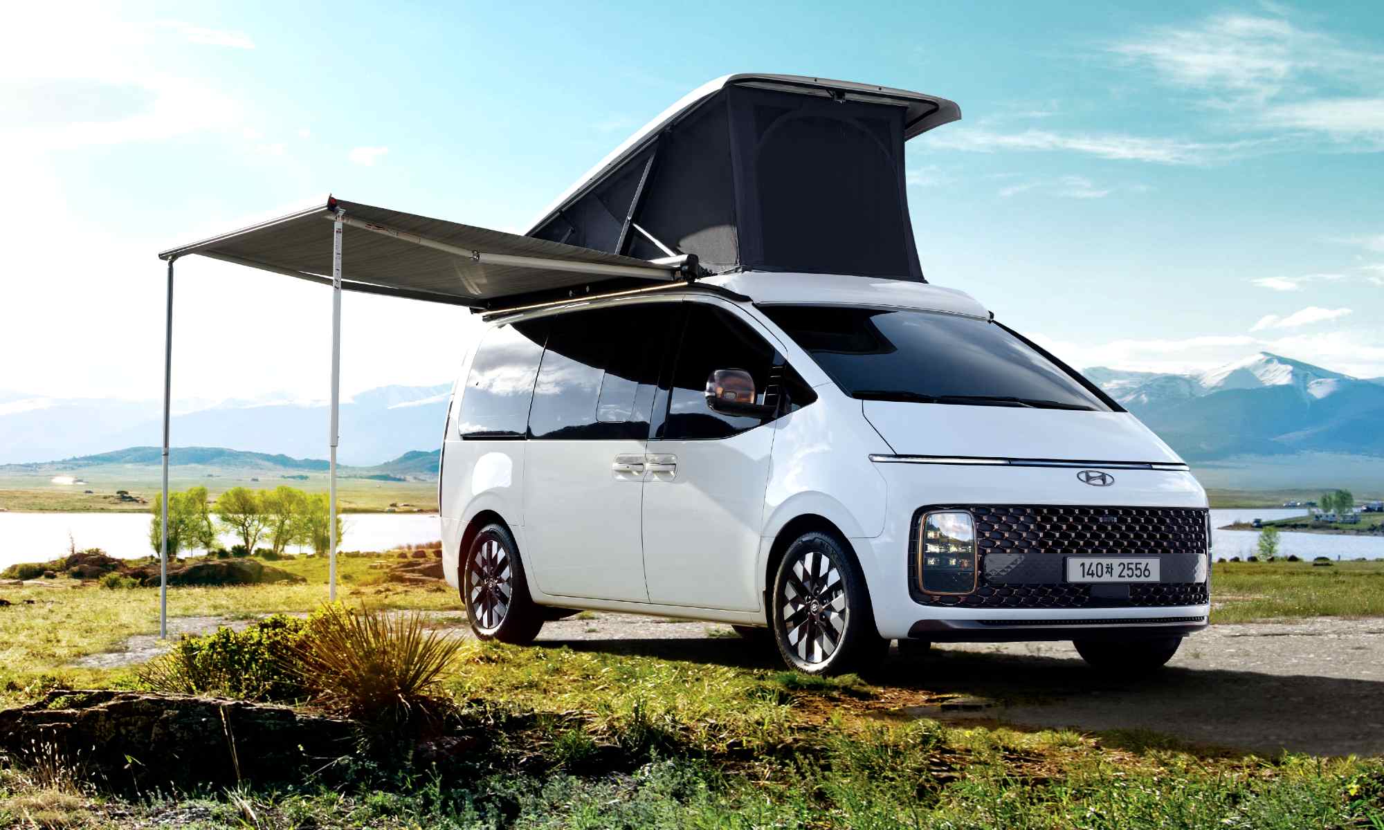 Hyundai Staria Camper Concept