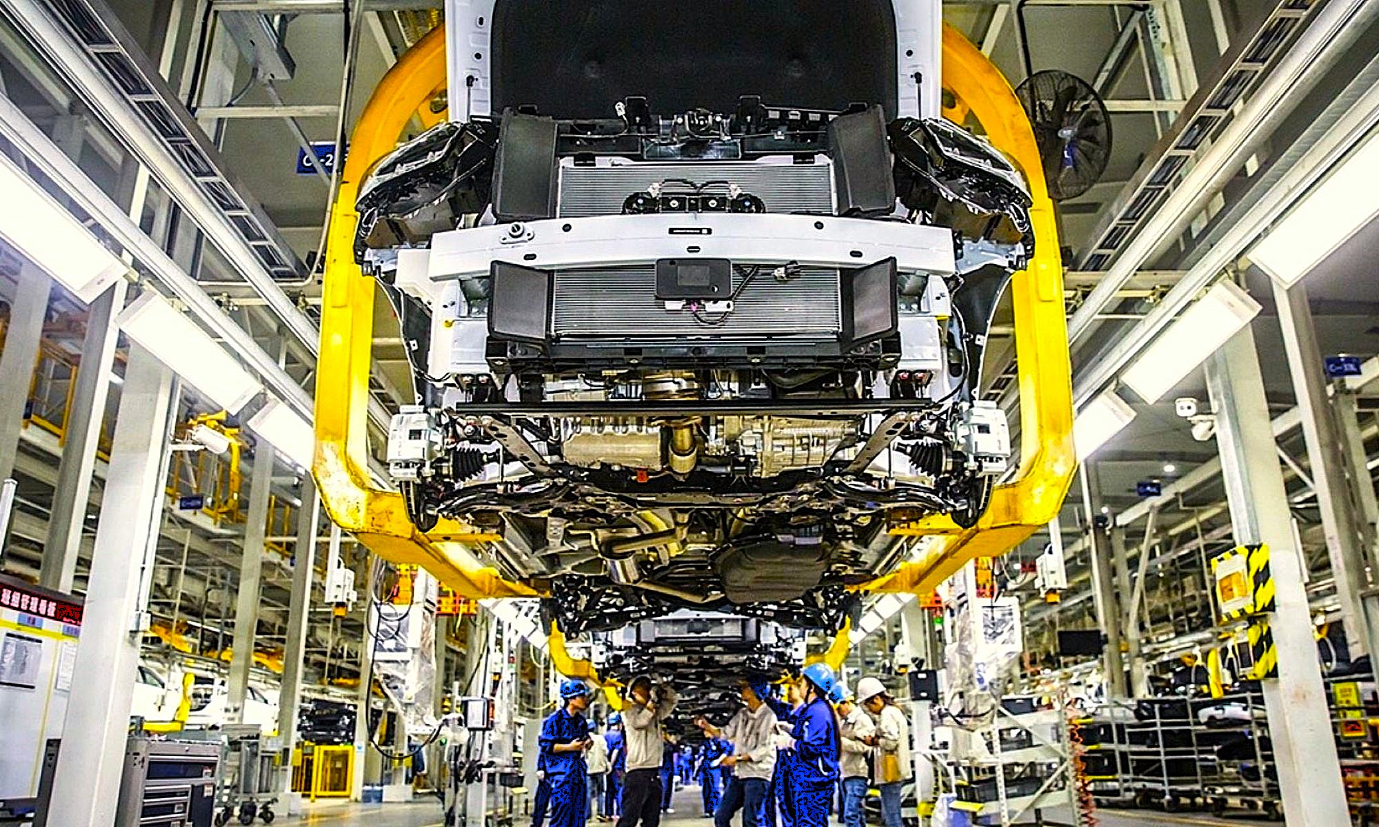 El acuerdo sobre importación de coches eléctricos firmado entre Canadá y China tiene tres grandes beneficiados, según Bloomberg.