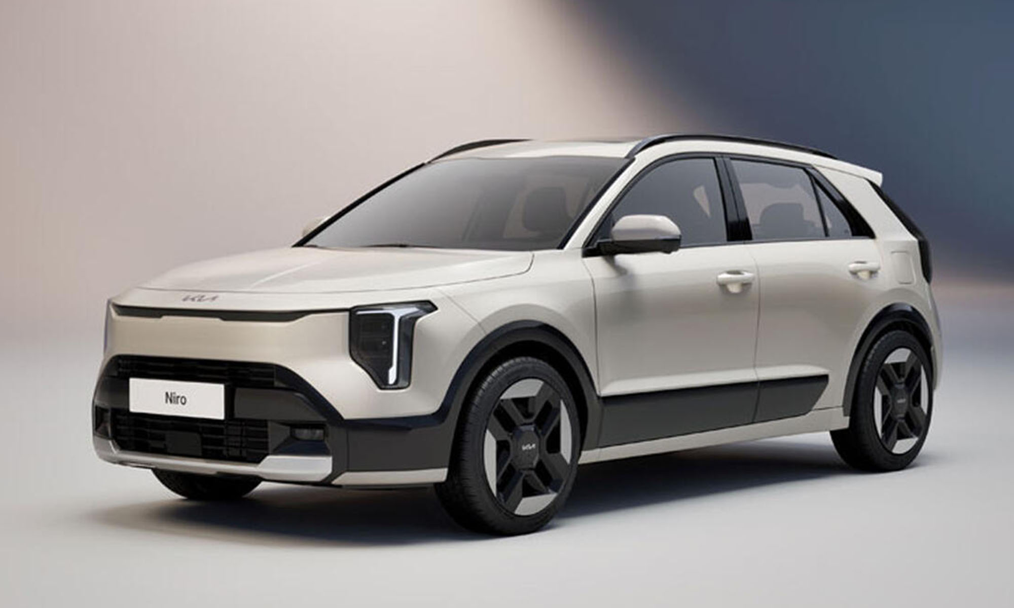 El KIA Niro recibe una puesta al día para seguir una referencia del sector.