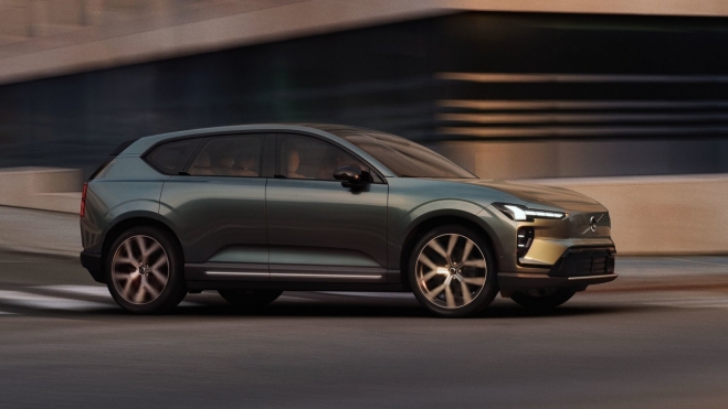 A nivel estético el EX60 no supone ninguna sorpresa.