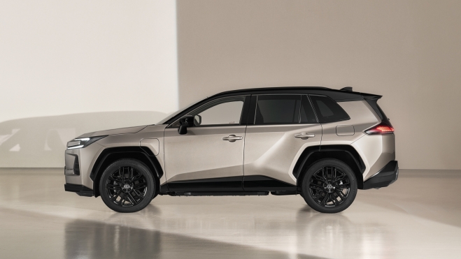 Toyota RAV4 HEV 2026 Lateral Toyota RAV4 HEV 2026 Lateral