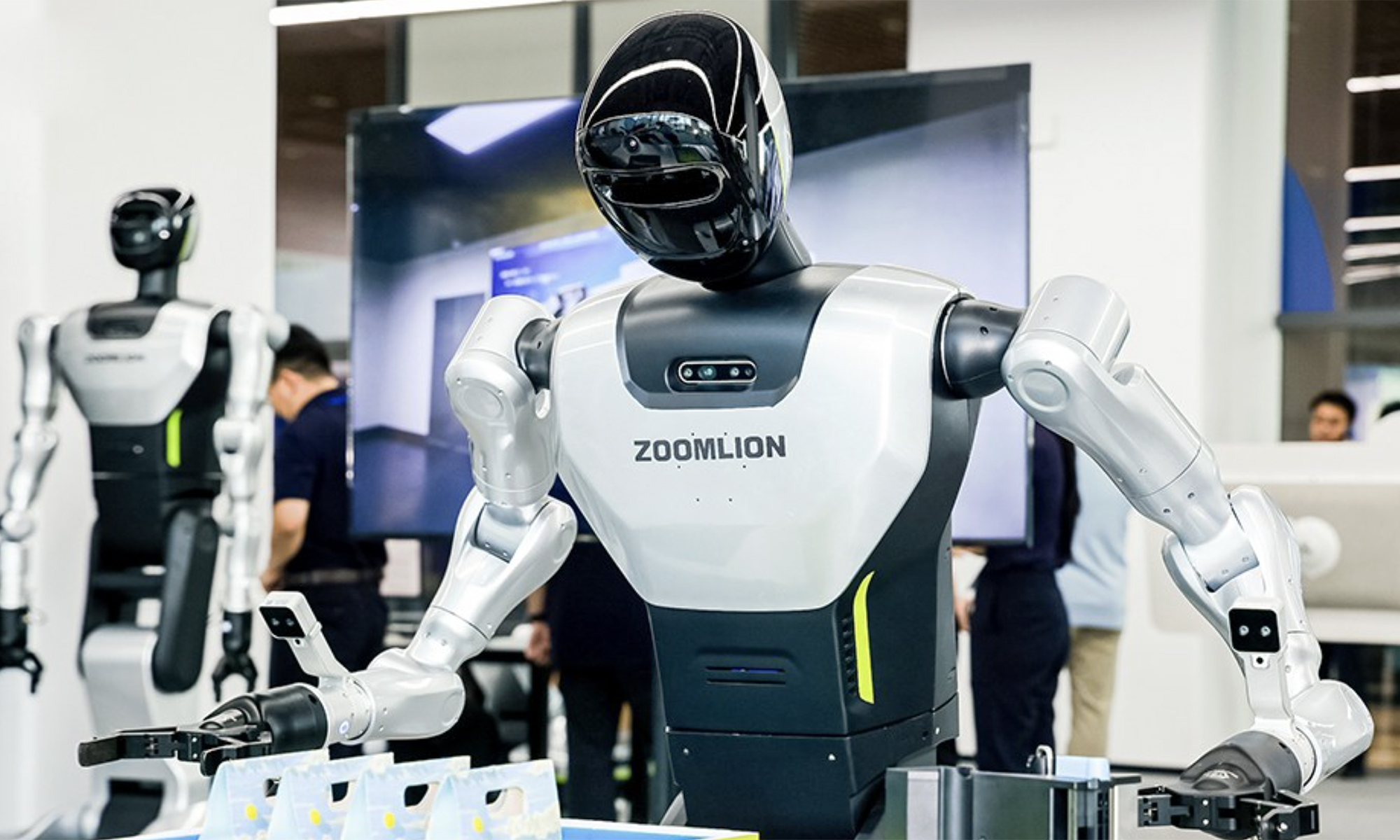 Los robots humanoides de Zoomlion están ya plenamente integrados en el día a día de las fábricas.